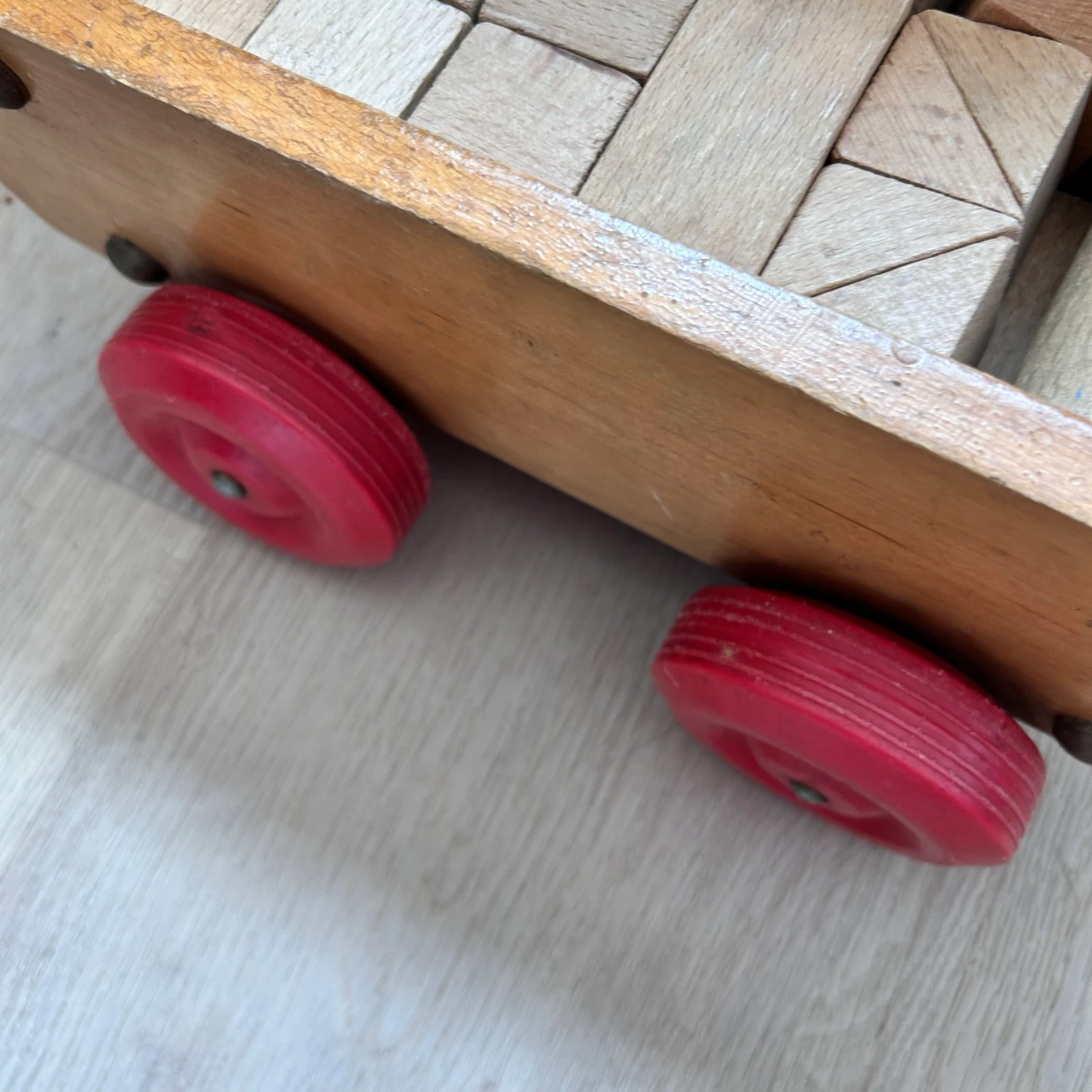 Vintage houten blokkenkar met veel houten blokken – complete set – photo 2